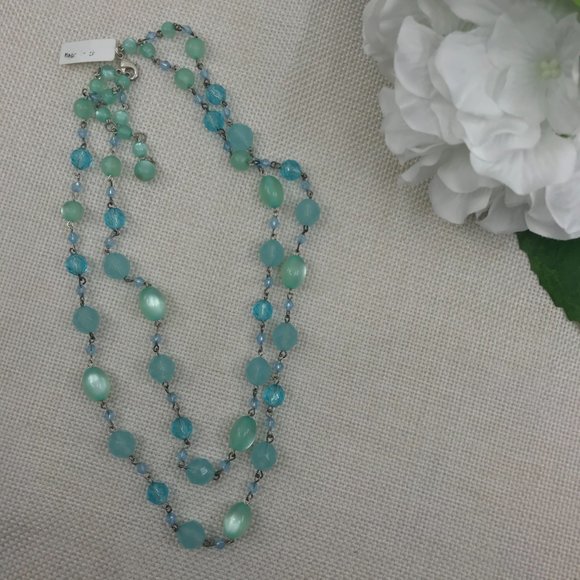 Beautiful Robert Rose Blue Beaded Gemstone Necklace - Picture 2 of 12